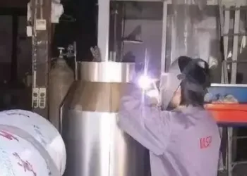 304管道焊接翻车预警！3分钟学会正确焊丝焊条选型方案